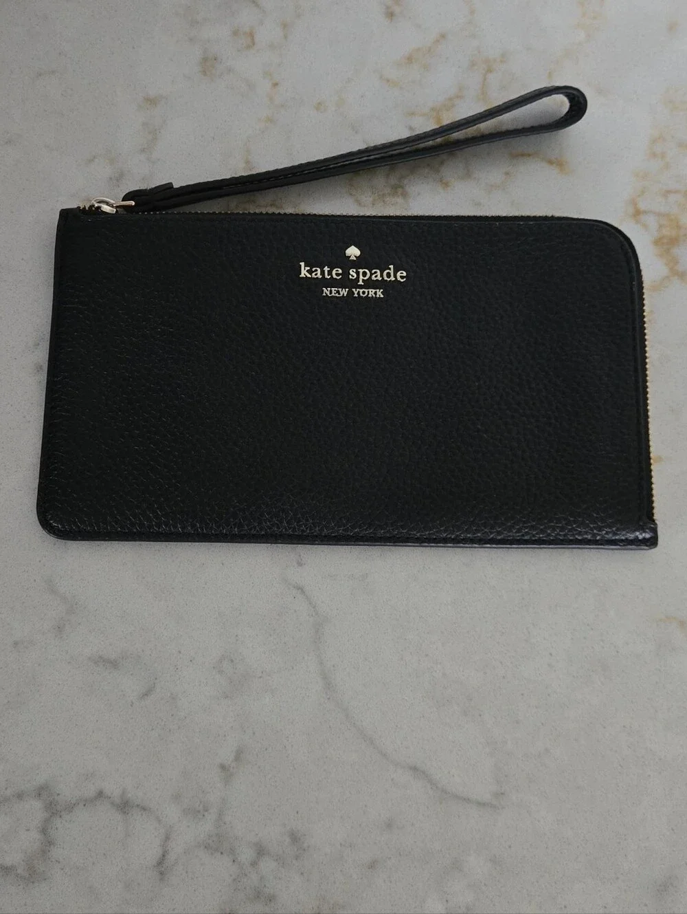 Kate Spade Lucy Wristlet